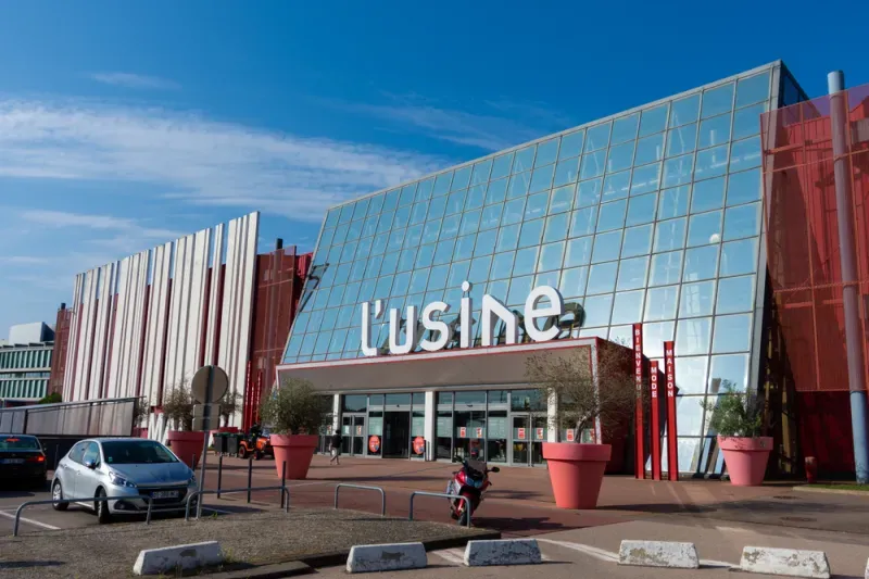 L’Usine Mode and Maison