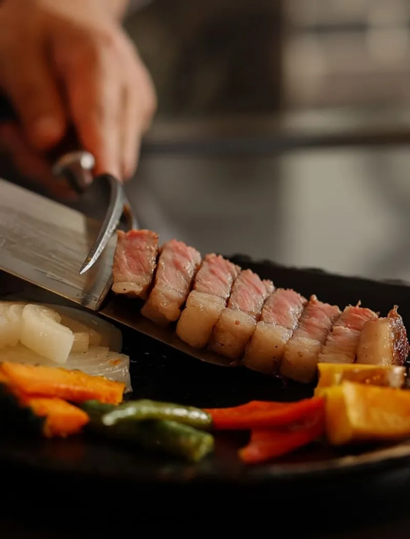 สเต๊กเนื้อ A5 โกเบ