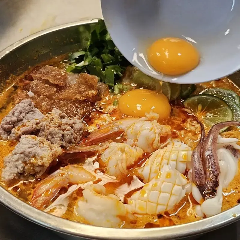 ร้านอาหารบรรทัดทอง เจ๊โอว ร้านอาหารบรรทัดทอง เจ๊โอว