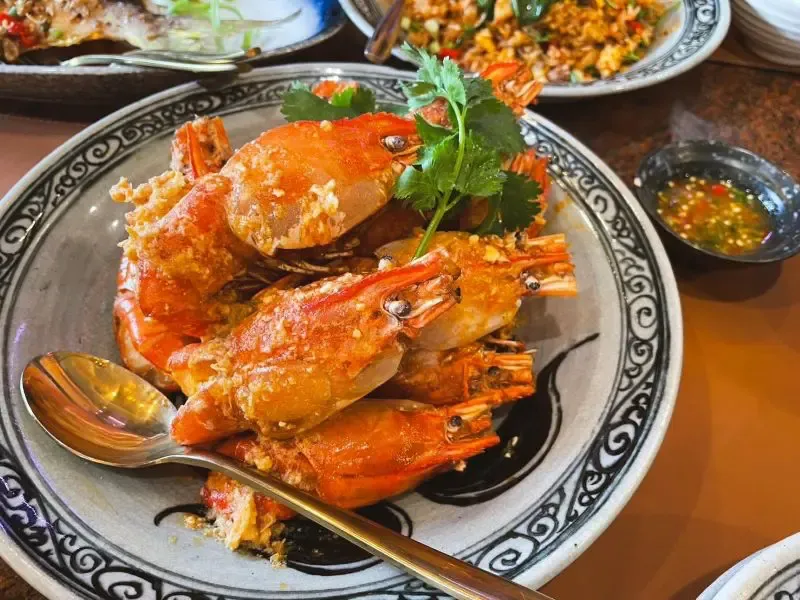 ร้านอาหารบรรทัดทอง Lobster City ร้านอาหารบรรทัดทอง Lobster City