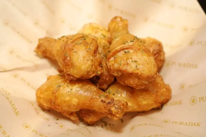 ร้านอาหารบรรทัดทอง puradak ร้านอาหารบรรทัดทอง puradak